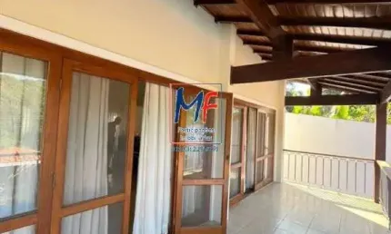 Excelente casa em cond. fechado em Cotia/SP, 799m² a.u., 4 dormitórios (4 suítes), sala, cozinha, piscina, sauna, churrasqueira, jardim, 6 vagas (REF 20.232)