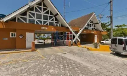 Excelente sobrado em cond. fechado em Boraceia, Bertioga/SP,  333m² a.u., 4 dormitórios (4 suítes), edícula c/ churrasqueira e forno a lenha, piscina, 8 vagas (REF 12.438)