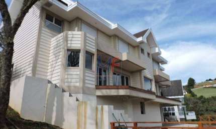 REF 8505 - Lindissima Casa ,  nova no Condominio Portal de Capivari ,  4 suítes, sendo 2 com  lareira , 350 m a.c. , terreno de 1.300 m2