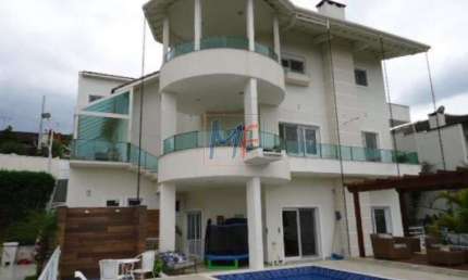 REF 3.425 - Excelente Casa ALTO PADRÃO com 1.000 m² a.c. 2.000 m² terreno , 4 dorms, sendo  4 suítes, 5 banheiros e 8 vagas de garagem.
