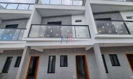 Excelente Sobrado em Condomínio bairro Massaguaçu, com 173 m²  a.u., 2 dorm, (2 suíte), terraço com vista para o mar ,1 vaga. REF: 17.884
