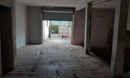 Excelente terreno localizado na saúde, 800 m² de área total, com construção de um galpão de 200 m² + kitnets antigas para reforma ou demolição. ref: 20.246