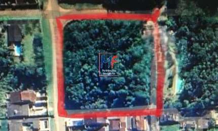 Excelente terreno em Boraceia, Bertioga SP,  7.556 m² de área, a 750 m da Praia, com 4 frentes. Prox. Rua Fernando Pessoa . Zoneamento ZM.  (REF 20.339)
