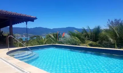 Excelente casa na Praia do Engenho D´Água, em Ilhabela/SP,  300 m² a.c., 1.960 m² a.t., 3 suítes, área gourmet, piscina, 3 vagas (REF 20.644)