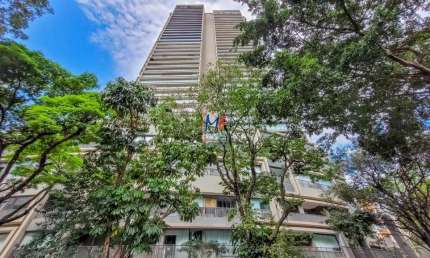 Excelente apartamento studio, 25m a.u, impecável, 1 dormitório, cozinha, varanda envidraçada, moveis planejados . Lazer completo .Prox. Metrô V. Madalena REF 20.779