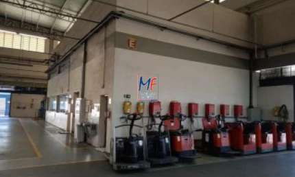 Excelente Armazém  na Vila Anhanguera, KM 23,4 , com  8.290 m² de área total  , muito bem localizado. REF 20.783