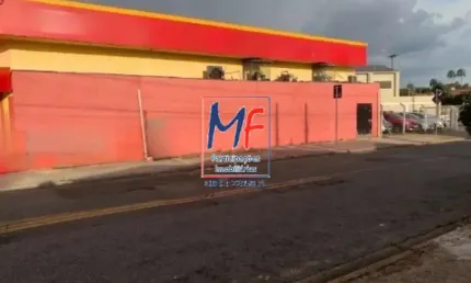 Excelente galpão em Campinas/SP, 172 m² a.u., 298 m² a.t., imóvel de esquina, ar condicionado, câmera fria, câmeras de segurança, estacionamento próprio (REF 20.912)