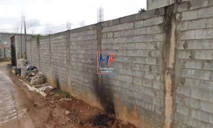 Excelente terreno com dois lotes com 500 m2 cada , sendo  20 x 25m. Muito bem localizados. Agende já a sua visita. REF: 20.975