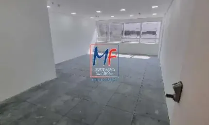 Excelente Sala Comercial muito bem localizada em Alphaville, com 83,50m²  área útil, piso elevado , forro em drywall , com 1 banheiro e 2 vagas de garagem. REF 21.001