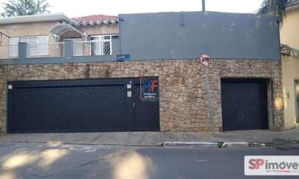 Excelente sobrado na Cidade Mãe do Céu, com 400m² a.u., 3 dormitórios (3 suítes), sala, cozinha planejada, piscina, 4 vagas . Aceita permutas. (REF 19.489)