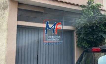 Excelente Casa no  Cambuci, com 107m²  área útil, 3 dormitórios sendo 1 suíte, 3 banheiros, 2 salas , duas entradas  e 2 vagas de garagem. REF 21008