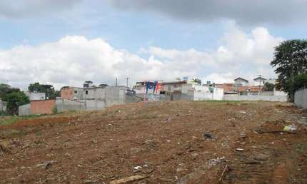 Excelente terreno em Itaquaquecetuba/SP,  com 39.000 m², nas proximidades da Rua Guarujá. Aceita permuta (REF 20.913)