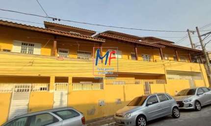 Excelente Casa no Parque Cisper com 380m²  área útil,  assobradada e com 7 casas, luz e água individual. Não possui vaga de garagem. REF 21.101