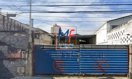 Excelente Galpão localizado  Vila Moraes, com 450m²  a.u  , com vão livre, mezanino, estacionamento e fácil acesso ao Metrô Santa Cruz. Não aceita permuta.REF 21080