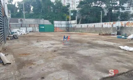 Excelente terreno em Santo André, com 400  m² , testada 10 m,  nas proximidades da Av. Pereira Barreto. Zona qualificação urbana .Aceita permutas SP  (REF 19.907)