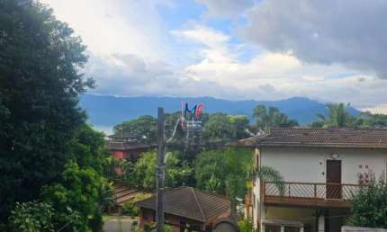 Excelente casa em cond. fechado na Praia do Curral, em Ilhabela/SP, com 90m² a.c., 2 dormitórios (2 suítes), sala, cozinha americana, varanda, lazer (REF 20.632)