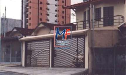 Excelente Casa na Vila Moinho Velho,  Sacomã, com 172 m² de área útil. Imóvel  com 3 dormitórios sendo  3 suítes, 5 banheiros e 4 vagas de garagem.ZM.  REF 21.324