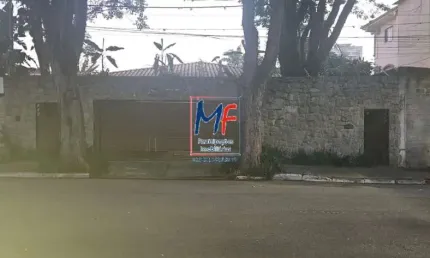 Excelente casa  campo belo, com 300 m²  a.u ,  4 dormitórios sendo  3 suítes, 4 banheiros, sala ampla, cozinha, lavandeira e garagem para até 4 carros. zer .  ref 21.460