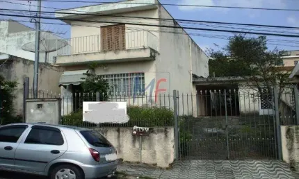 REF: 3264 Excelente sobrado no bairro Chora Menino, com 3 dorms, varanda, 2 wc, pomar com várias frutas, 3 vagas de garagem, 315 m²