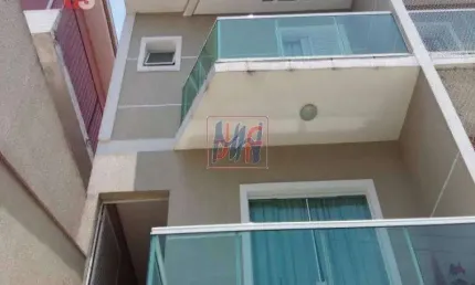 REF: 5080 - Lindo sobrado com 3 quartos sendo 1 suíte, 3 vagas, próx. ao shopping Cantareira Jaraguá, e a 1.2 Km da Estação Jaraguá.