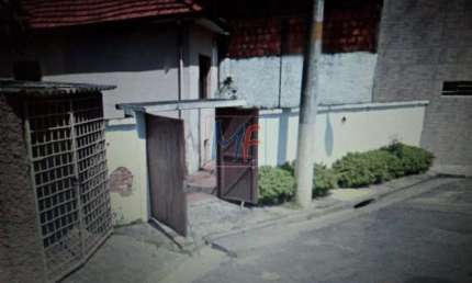 REF: 5769 - Casa para demolição rua tranquila, no Tatuapé, Terreno 197 Mts Frente 11,50 Mts Fundo irregular, 19 Mts (+/-) ideal para investir!!