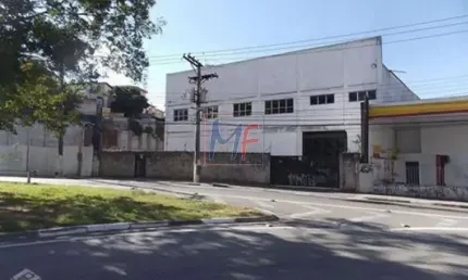 Excelente Galpão no Centro de Taboão da Serra , com duas frentes, mezanino, área do terreno 1198m² e área construída 1100m². REF: 6234