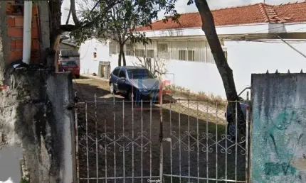 Excelente terreno no bairro sitio do mandaqui com 428 m² , com  2 casas antigas para demolição nos fundos, escriturado.  zon. zc ref 6470