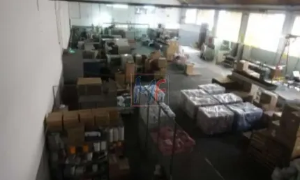 REF 7756 - Galpão com 1.000 m² e 984 m² a.c.,fácil acesso ao Centro de Campinas. Esta localizado a 400 metros Trevo Rod D Pedro I . locado.