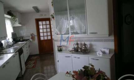 REF 8334 - Lindíssimo apartamento no Tatuapé com 228 m² útil, com 4 quartos sendo 2 suítes, sala, cozinha, varanda na sala e suíte, 3 vagas.