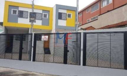 Belo sobrado localizado  Vila Alpina, com 102m² a.u., 3 dorms., sendo 1 suíte, churrasqueira, 3 vagas de garagem. REF. 9.095.