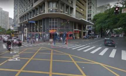 REF 9267 - Excelente Prédio Comercial de Esquina para Locação no bairro República - Zoneamento ZC
