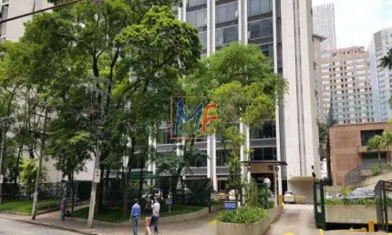 Excelente Conjunto Comercial no bairro Cidade Monções, com 188 m², 4 vagas, 7 andar , ótima localização, próximo à Metrô. (REF: 9.482)