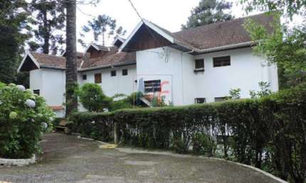 Lindo apartamento condomínio Villa Real, possui 3 dormitórios sendo 1 suíte, sala, cozinha, com 1 vaga de garagem, 106 m². REF 9818