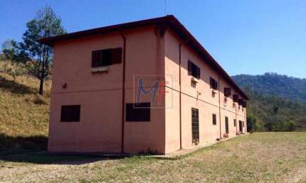 REF 10.012 Excelente Sítio com  224.000 m² e 1700 de A.C. a venda no Circuito das Aguas Paulista KM 137 , com 8 quartos (7 suítes), 10 vagas.