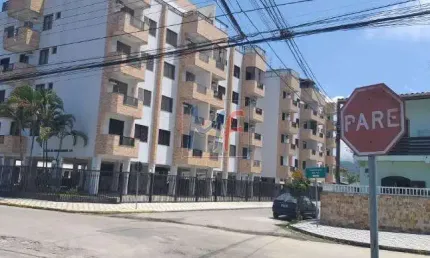 Ref 10.730 cobertura duplex em ubatuba centro ,  3 dorms sendo 1 suíte , 170 m² , 1 vaga, área de lazer. aceita permutas.