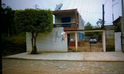 REF 10.766 Sobrado no bairro Jardim do Sol, 2 dorms sendo 2 suítes, 120 m² A.C. 250 m² Terreno. monitoramento de câmeras. Aceita Permuta