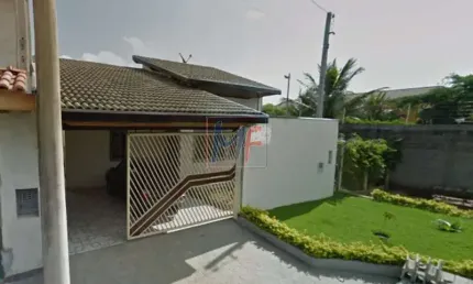 Casa no bairro loteamento villa branca, com 3 dorms sendo 1 suíte, 2 vagas, 137 m² útil, 269 m² terreno. aceita permuta. ref: 10.786