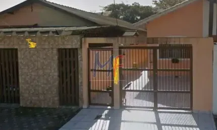 Ref: 10.806 ótima casa no bairro balneário itaóca - mongaguá, possui 2 dorms, cozinha americana, 1 vaga de garagem, 125 m² de terreno.