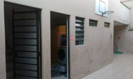 REF 10.912 Sobrado no bairro Jardim da Glória, com 3 dorms ( 1 suíte), 4 vagas, 198 m² A.C. , 290 m² Terreno, aceita permuta e financiamento
