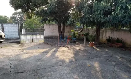 REF: 11.055 Ótimo terreno com 596 m² na Vila Guilherme, excelente localização. Estuda propostas. Não aceita permuta. Testada de 11 metros