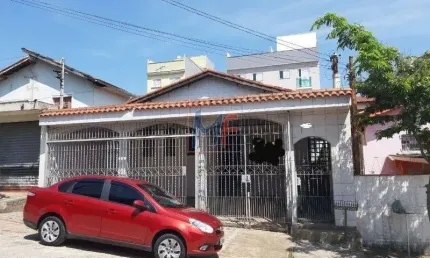 Ref 11.465 excelente sobrado com 2 casas no jardim ipanema, total 5 dorms, (1 suíte), 3 vagas, 240 m² a.c., 250 m² .