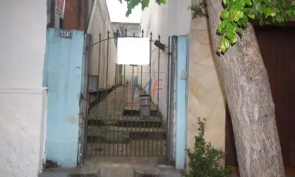 Ótimo terreno com casa antiga 212 m² e 154 m² a.c.,  2 dormitórios, sala, banheiro, salão nos fundos,  ZC  zoneamento Cambuci. - REF 12.278