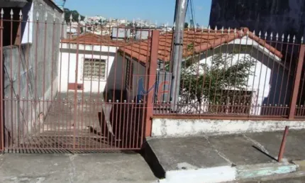 REF. 14.352 - Excelente Casa Térrea localizada no bairro Vila Picinin, com 200m² a.t., 160m² a.c., 3 dorms., 3 vagas de garagem.