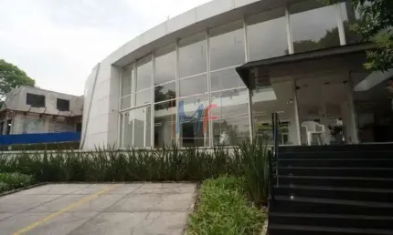 REF: 14.404 Prédio comercial acabamento de Alto Padrão, 2 pavimentos, 6 vagas, terreno 937 m² e área construída 833 m², frente 37,50 m.