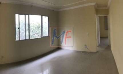 REF: 14.831 Belo apartamento na  Vila Carmosina, com 55 m² 2 quartos, sala, cozinha, banheiro, área de serviço, piso é em porcelanat, 1 vaga.