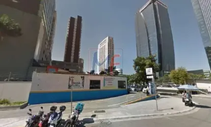 Excelente Terreno de 1.465 m2 e  esquina  para Locação no bairro Santo Amaro - Zoneamento ZM - Testada de 44, 20 metros. REF  9461 -