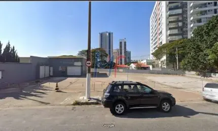 Excelente terreno para Locação no bairro Campo Belo, com 582 m² e 345 m² de área construída, frente 26 metros. ZEUP Zon. REF: 14.072