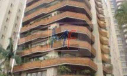 REF: 10.704 - Lindo apto no Pacaembu com 370 m², sendo 4 suítes, varanda, salas, bar, lavabo, escritório, cozinha, área de serviço, 4 vagas.
