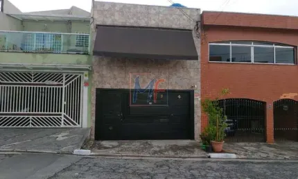 Sobrado no Pq. Savoy City, com 148 m² são 2 casas uma sobre a outra, sendo 2 quartos, 1 banheiro ,  sala e cozinha cada uma, 2 vagas. REF: 15.090