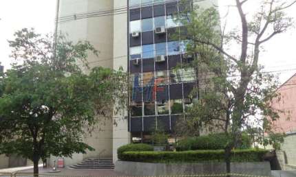 REF. 14.919 - Ótimo Conjunto Com. no bairro Cidade Monções, com 204 m², 4 vagas, com piso novo em vinílico, 6 andar , próximo à Metrô.
